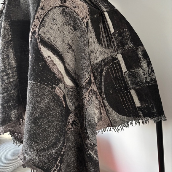 Wilfred Haus Party wool blanket scarf